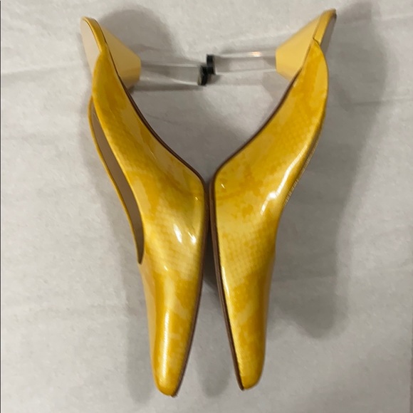 Escada yellow python print acrylic heels - Picture 2 of 9